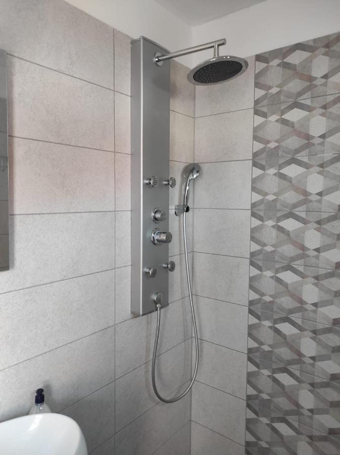 Apartma Ziva Hiska 92 Apartment Catez ob Savi Ngoại thất bức ảnh